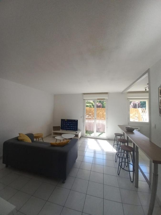 Apartmán Superbe T2 Avec Parking Prive Agen Exteriér fotografie
